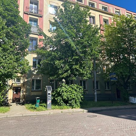 City Apartment Czestochowa Centrum 2-Bedroom المظهر الخارجي الصورة