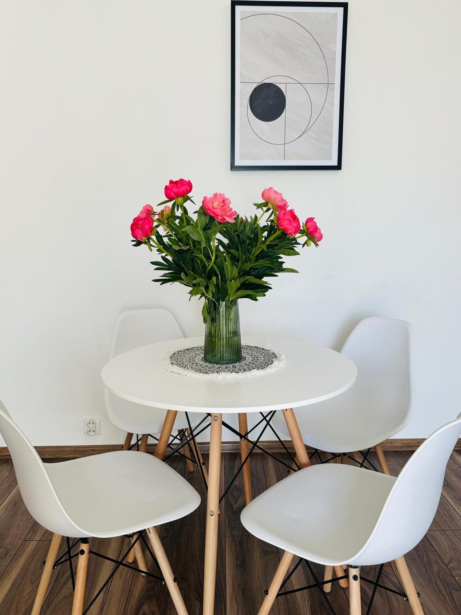 City Apartment Czestochowa Centrum 2-Bedroom المظهر الخارجي الصورة